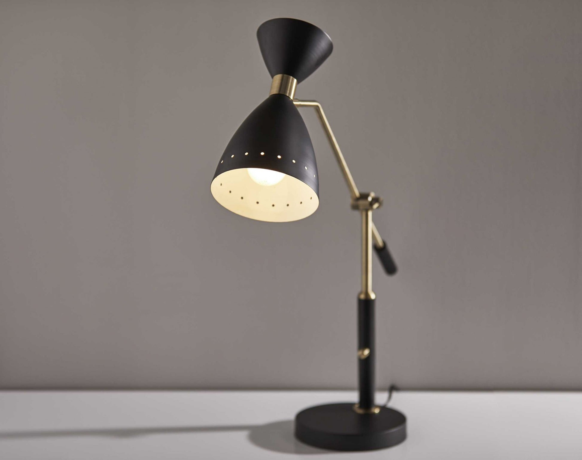 Brass Cinch Black Metal Adjustable Desk Lamp By Homeroots | Desk Lamps | Modishstore - 2