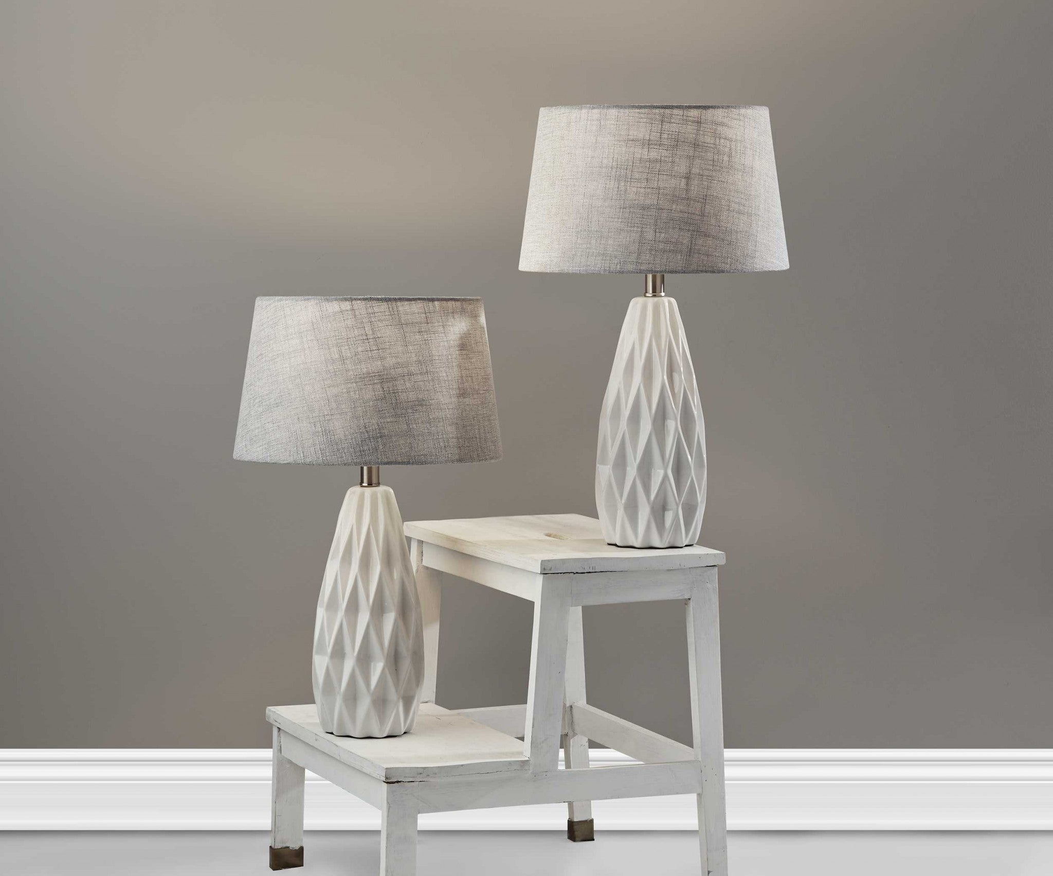 HomeRoots Table Lamp - Thumbnail 3