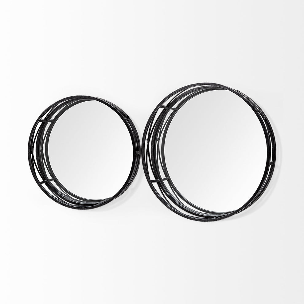 Set Of 2 Round Matte Black Metal With Mirrored Glass Bottom Trays By Homeroots | Trays | Modishstore - 6