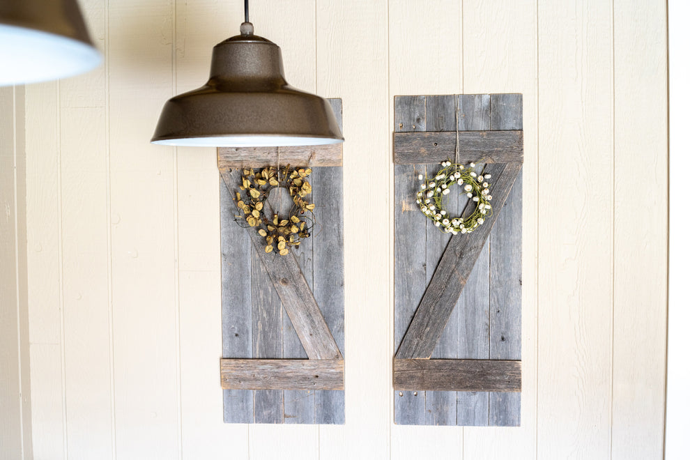 Set of 2 Rustic Natural Weathered Grey Wood Window Shutters with Hanger By Homeroots | Wall Decor | Modishstore - 4