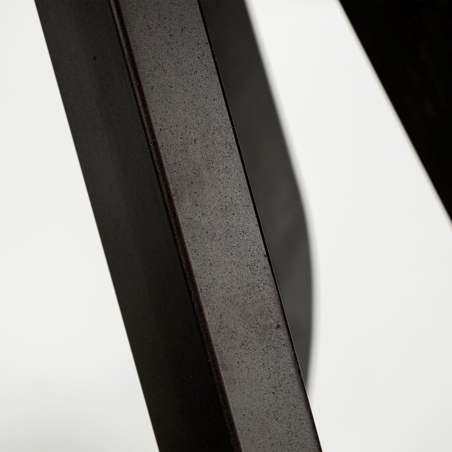 48' Round White Marble Top Black Base Dining Table By Homeroots | Dining Tables | Modishstore - 5