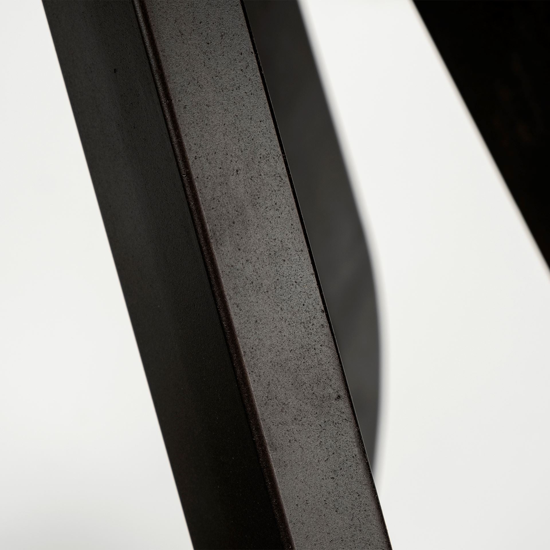 48' Round White Marble Top Black Base Dining Table By Homeroots | Dining Tables | Modishstore - 5