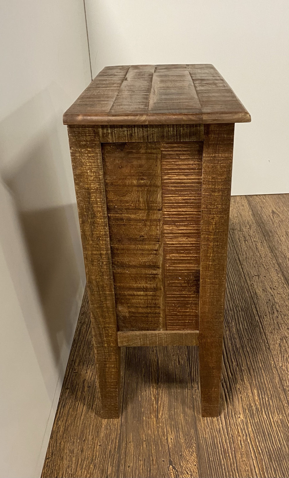 Vintage Rustic Farmhouse Three Drawer Dresser By Homeroots | Dressers | Modishstore - 3