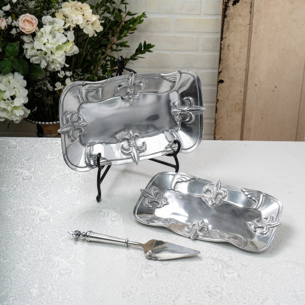 Fleur De Lis Traditional Serving Tray By Homeroots | Trays | Modishstore