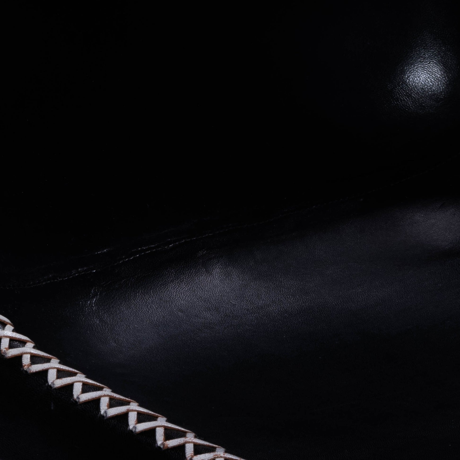 Black Contrast Stitch Leather Dining Chair By Homeroots | Dining Chairs | Modishstore - 7