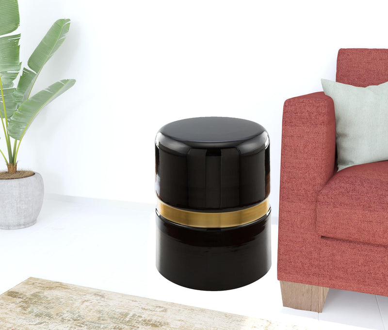 18" Black and Gold Modern Tubular Round Top End Table By Homeroots | End Tables | Modishstore