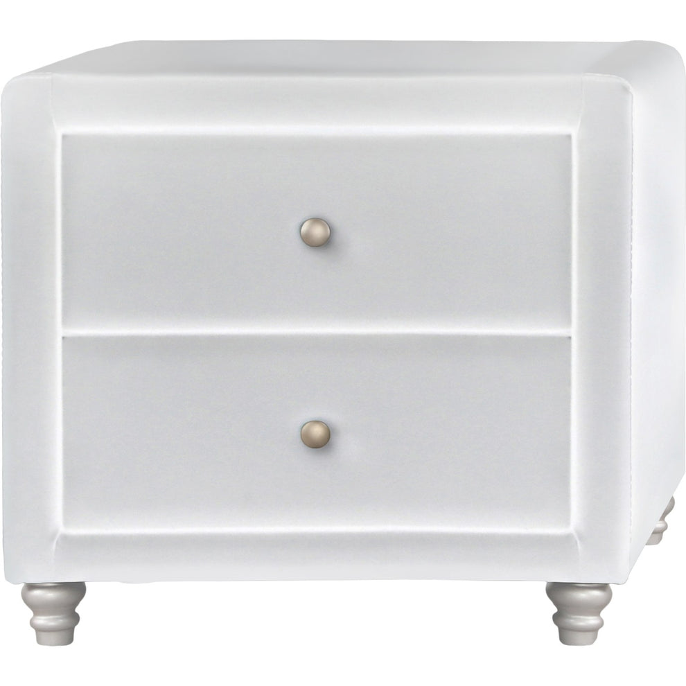White Platform Queen Bed With Two Nightstands By Homeroots - 397017 | Beds | Modishstore - 5