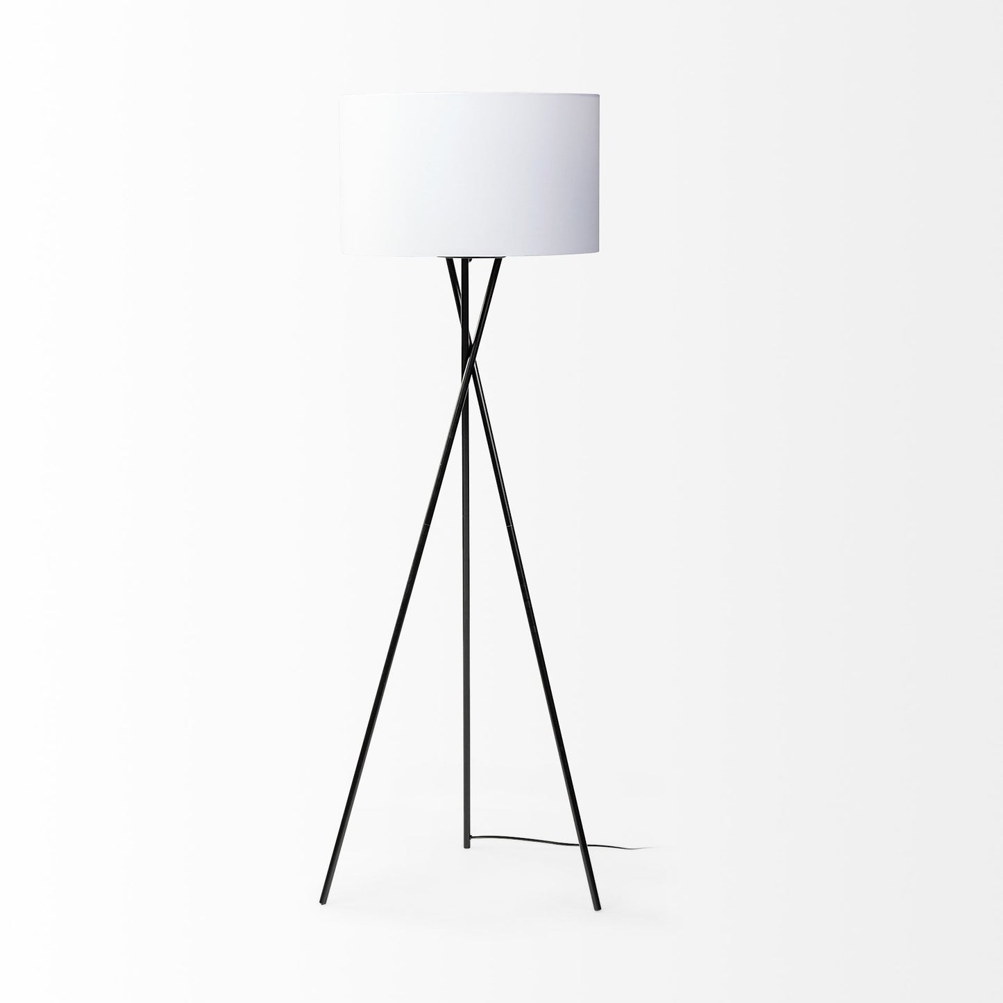 Black Metal Tripod Floor Lamp By Homeroots | Floor Lamps | Modishstore - 3