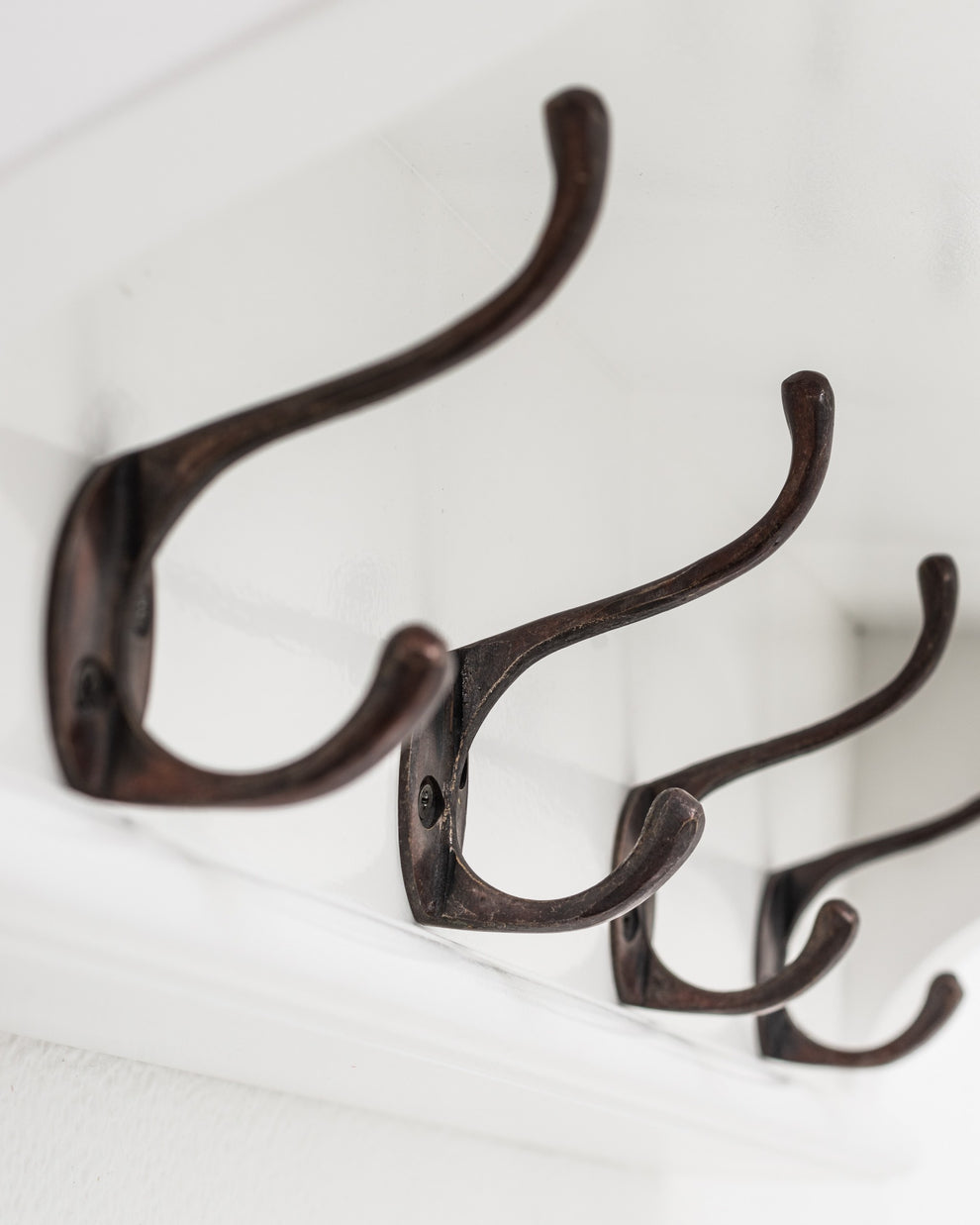 Classic White Wood Wide Four Hook Hanging Coat Rack By Homeroots | Coat Racks | Modishstore - 6
