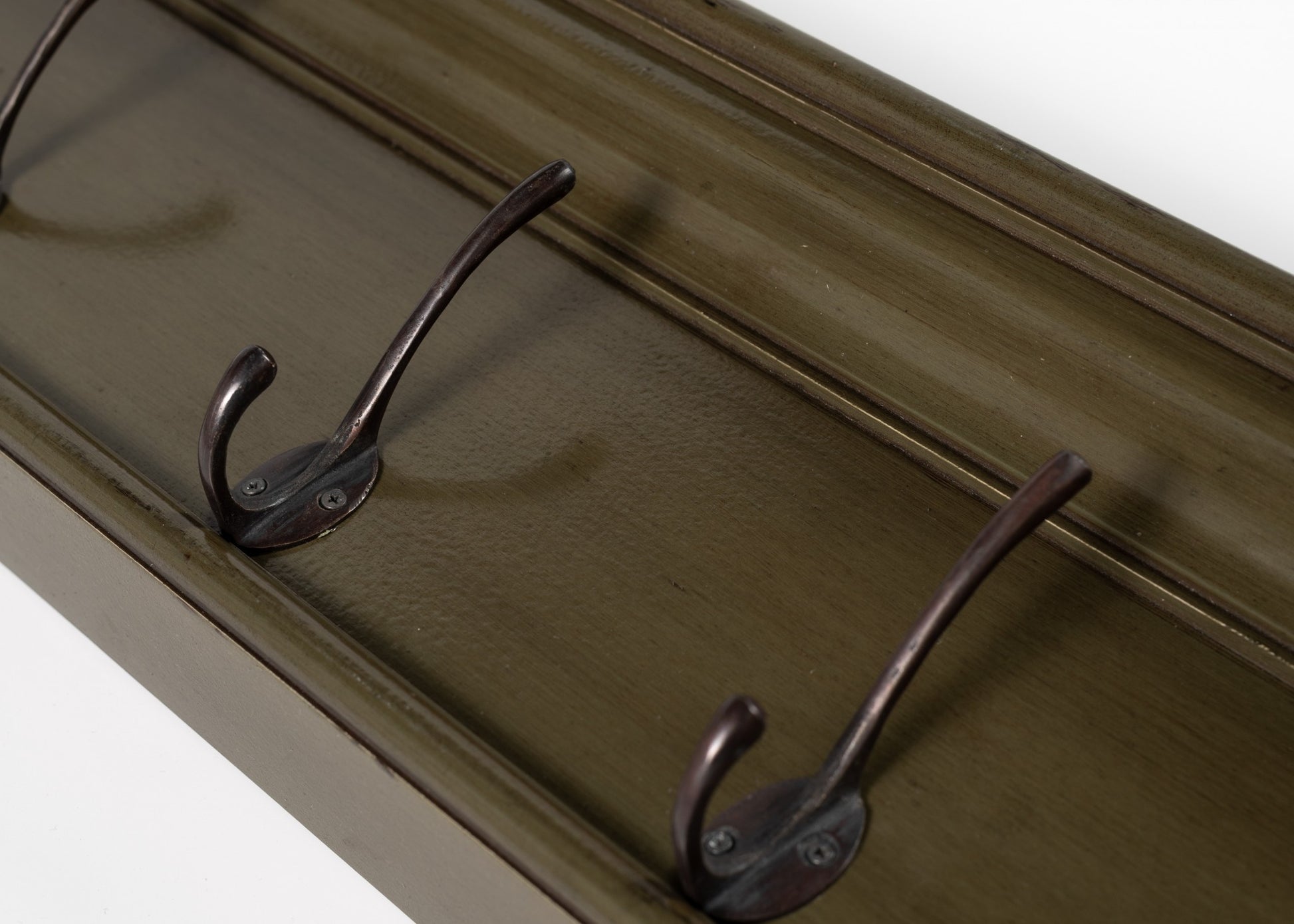 Rustic Antiqued Green Six Hook Hanging Coat Rack By Homeroots | Coat Racks | Modishstore - 6