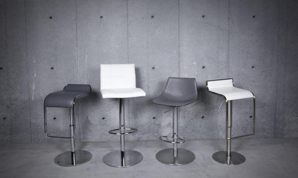 40" Gray And Silver Steel Swivel Low Back Bar Height Chair With Footrest By Homeroots | Bar Stools | Modishstore - 7