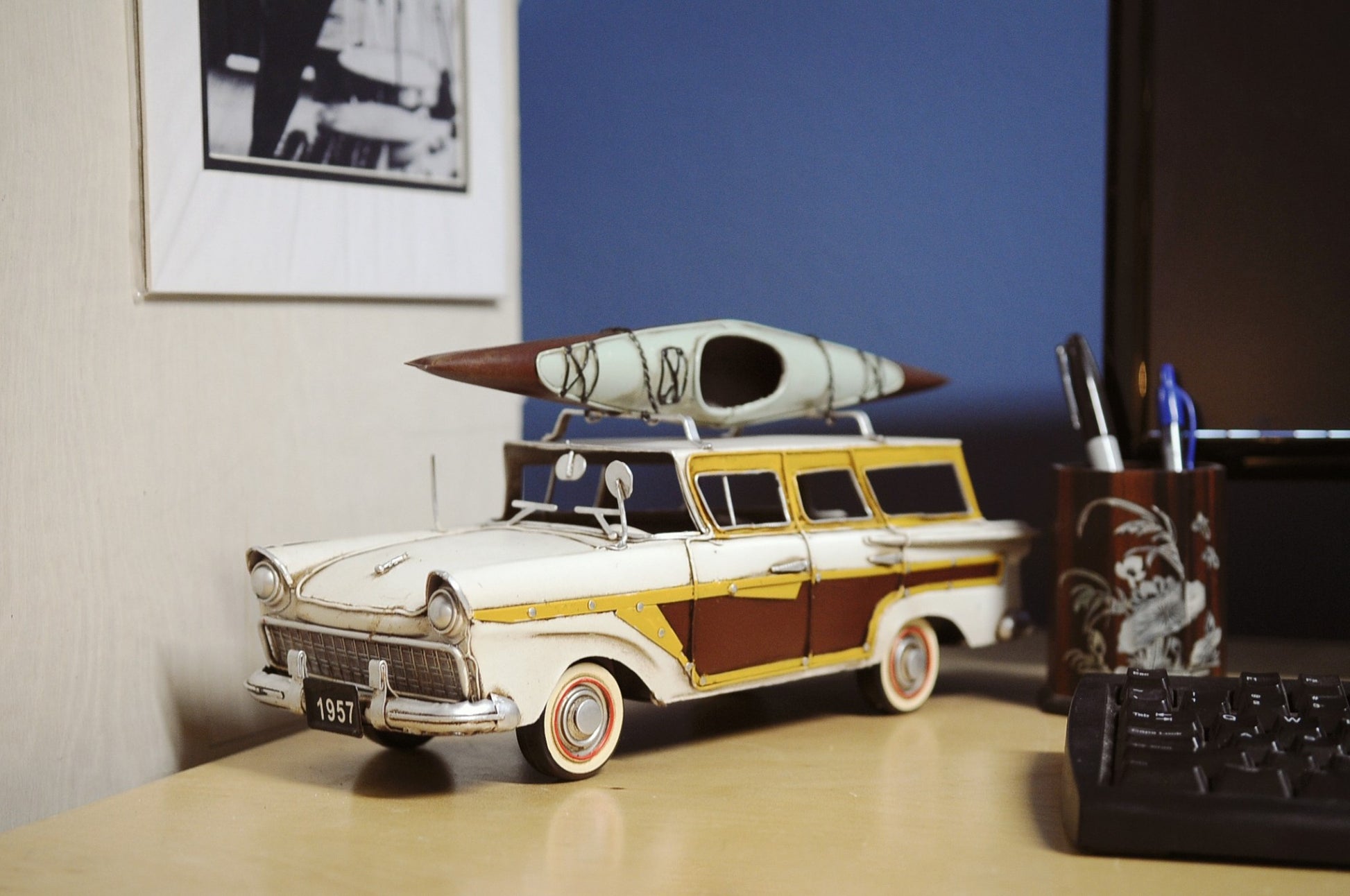 c1957 Ford Country Squire Station Wagon Sculpture By Homeroots | Sculptures | Modishstore - 7