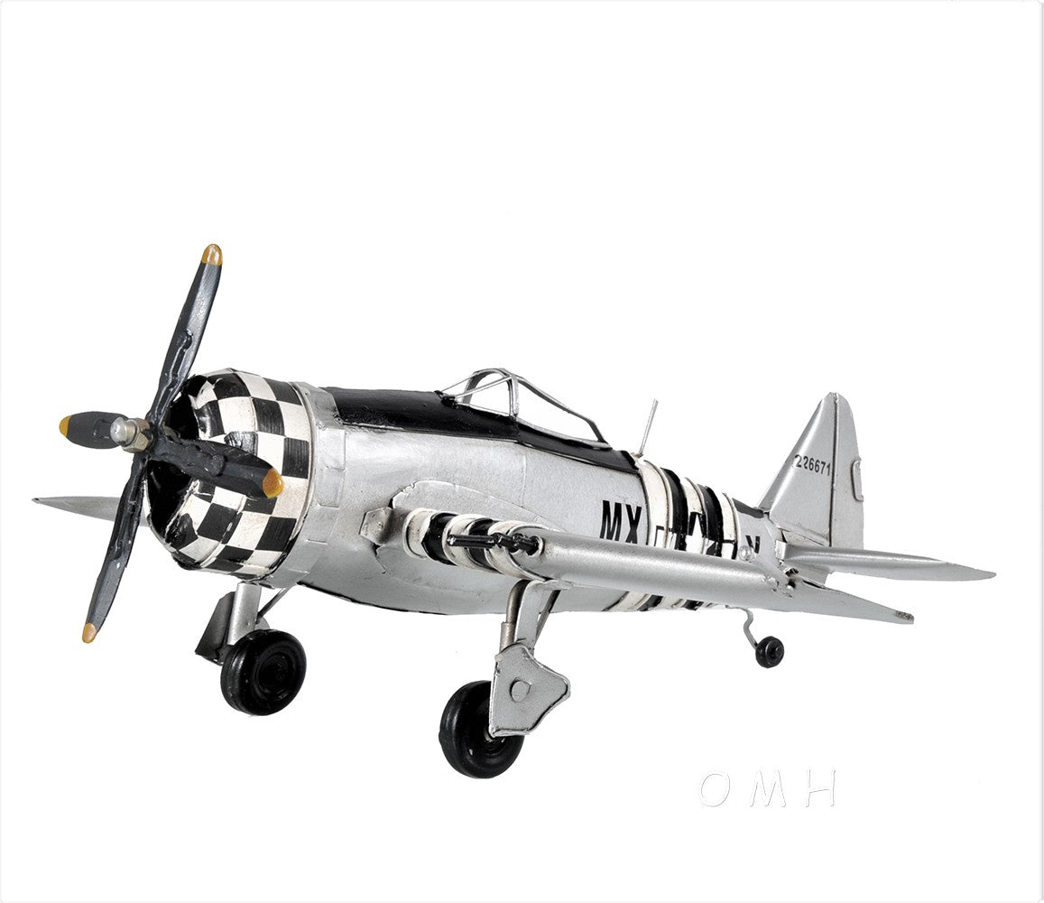 c1943 Republic P-47 Thunderbolt Sculpture By Homeroots | Sculptures | Modishstore - 2