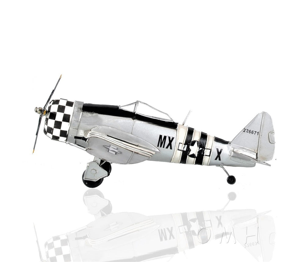 c1943 Republic P-47 Thunderbolt Sculpture By Homeroots | Sculptures | Modishstore - 5