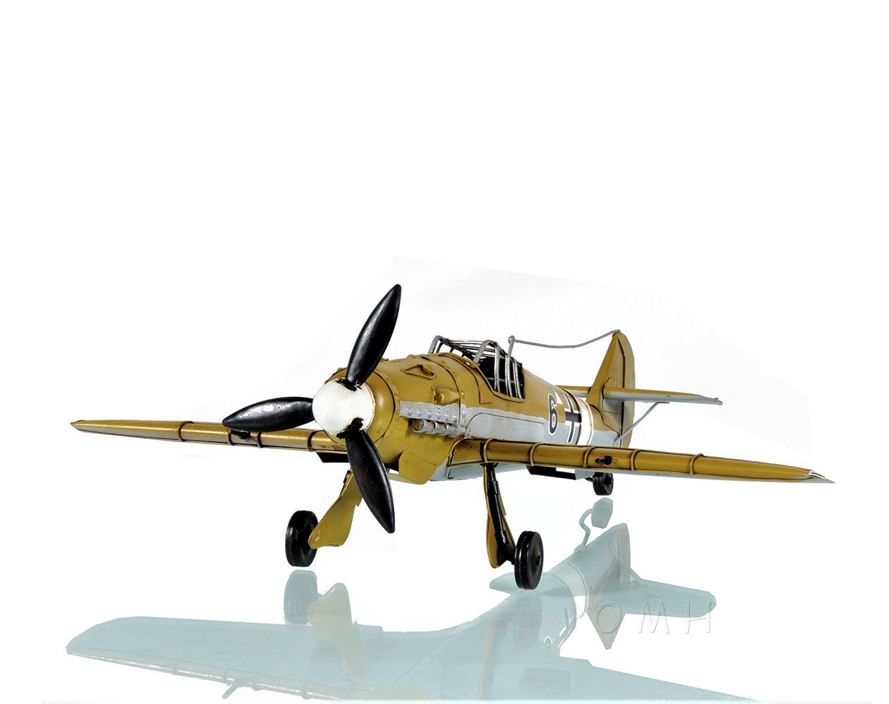 c1935 Messerschmitt BF 109 Fighter Sculpture By Homeroots | Sculptures | Modishstore - 5
