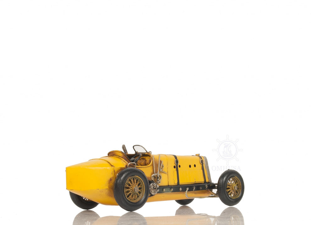 Alfa Romeo P2 Classic Racing Car Sculpture By Homeroots | Sculptures | Modishstore - 5