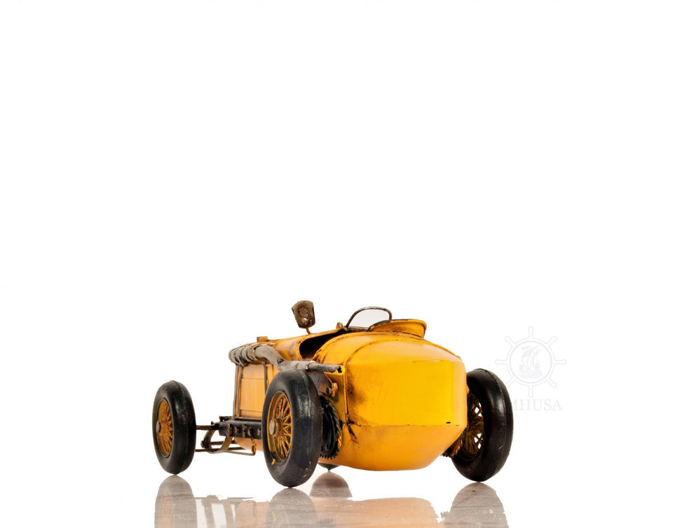 Alfa Romeo P2 Classic Racing Car Sculpture By Homeroots | Sculptures | Modishstore - 9