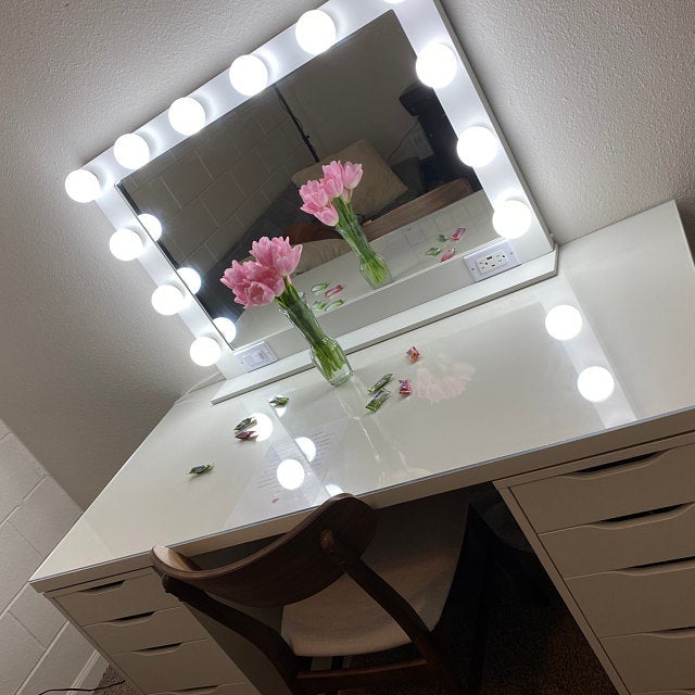 Glam Style Lighted USB Vanity Mirror By Homeroots | Mirrors | Modishstore - 3