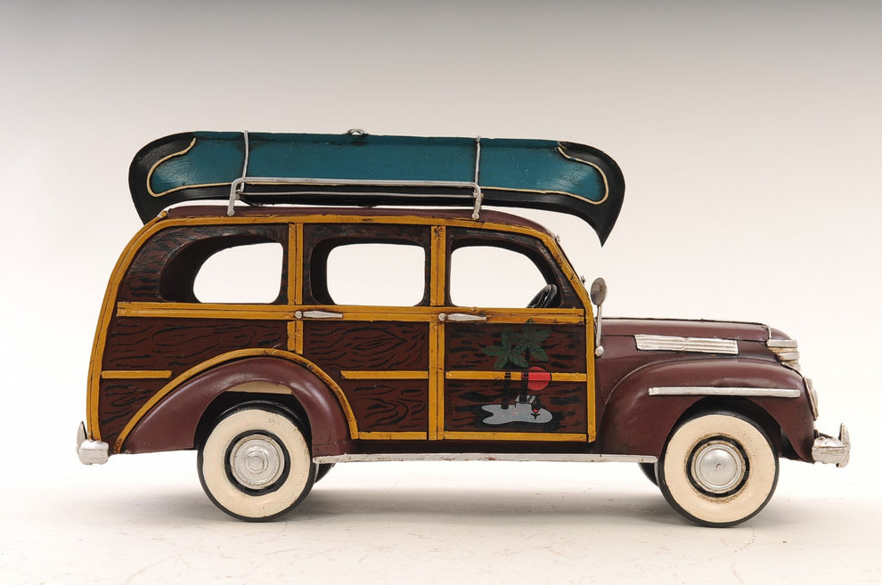 c1947 Chevrolet Suburban Sculpture By Homeroots | Sculptures | Modishstore - 5