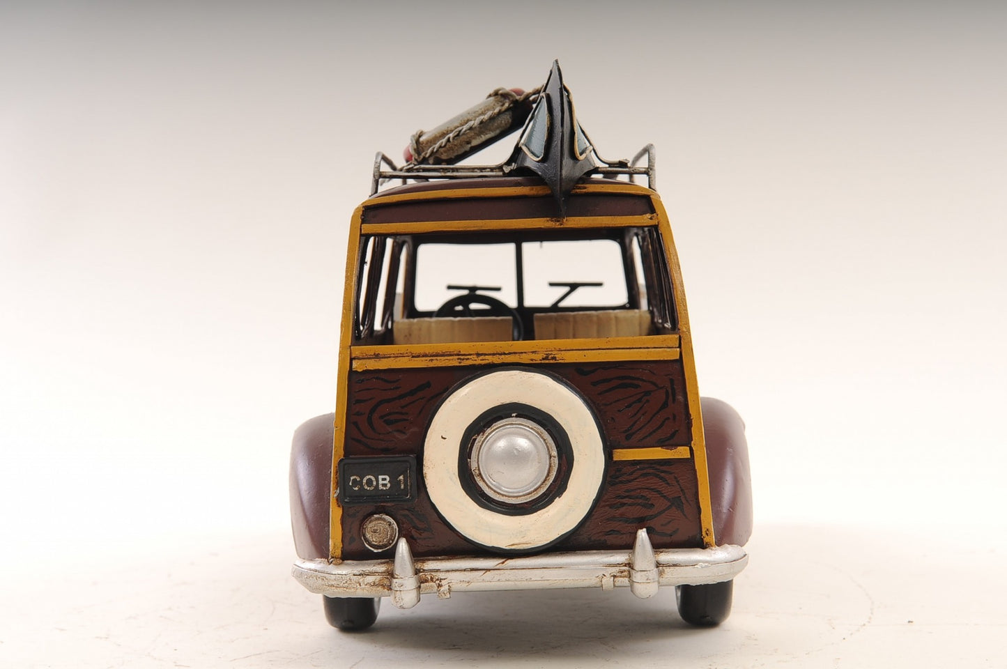 c1947 Chevrolet Suburban Sculpture By Homeroots | Sculptures | Modishstore - 7