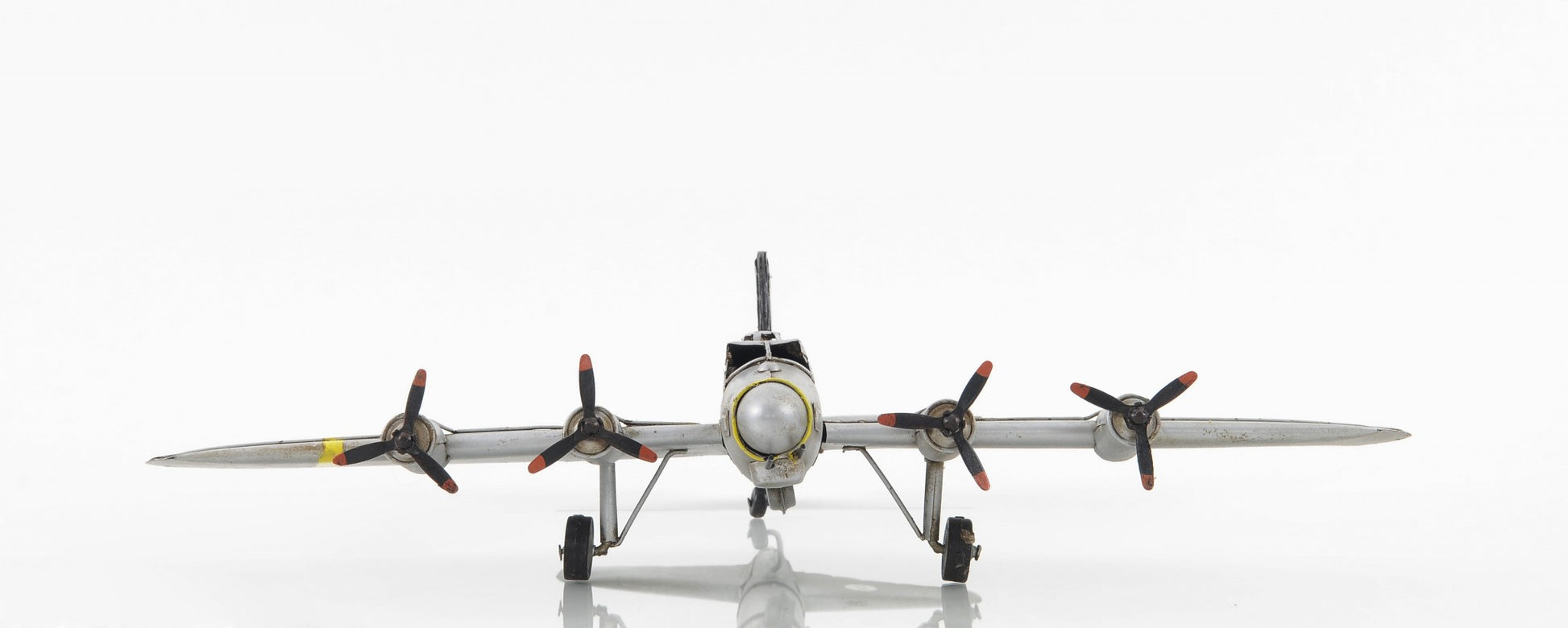 c1938 Boeing B-17 Flying Fortress Sculpture By Homeroots | Sculptures | Modishstore - 3