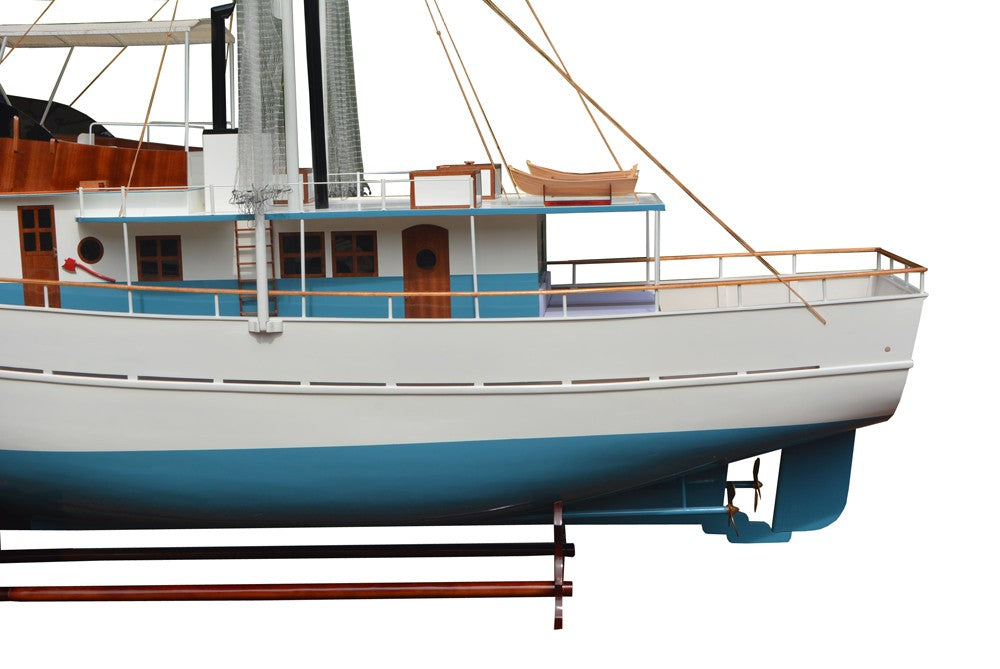 Dickie Walker XXXL Trawler Yacht Model By Homeroots | Sculptures | Modishstore - 5