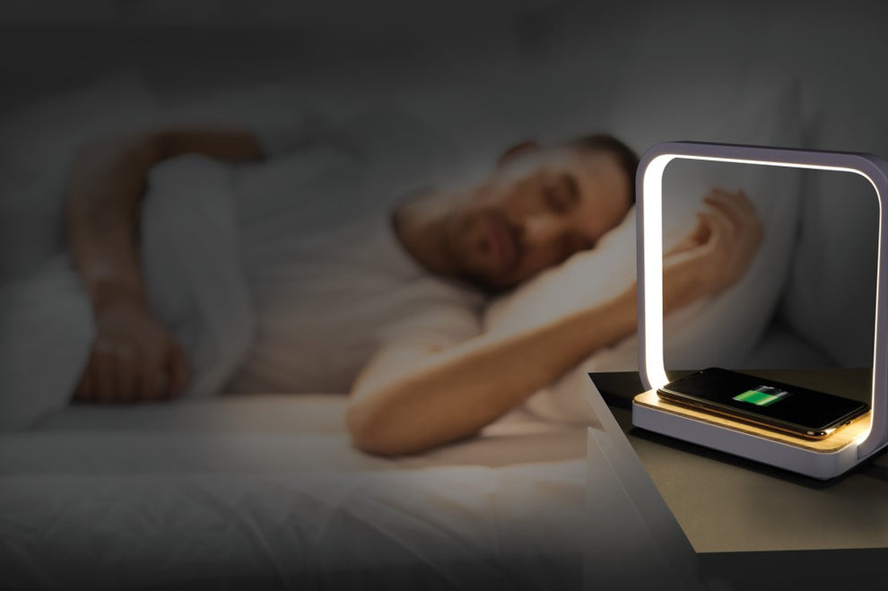 Contemporary White Wireless Phone Charger By Homeroots | Table Lamps | Modishstore - 3