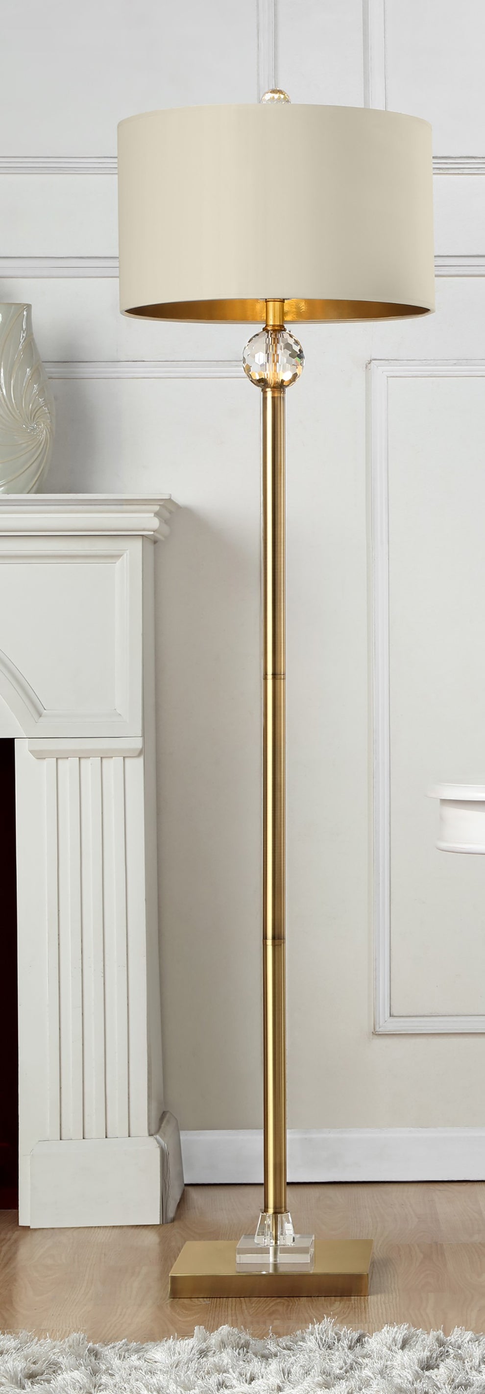 Gold Crystal Accent Floor Lamp By Homeroots | Floor Lamps | Modishstore - 4