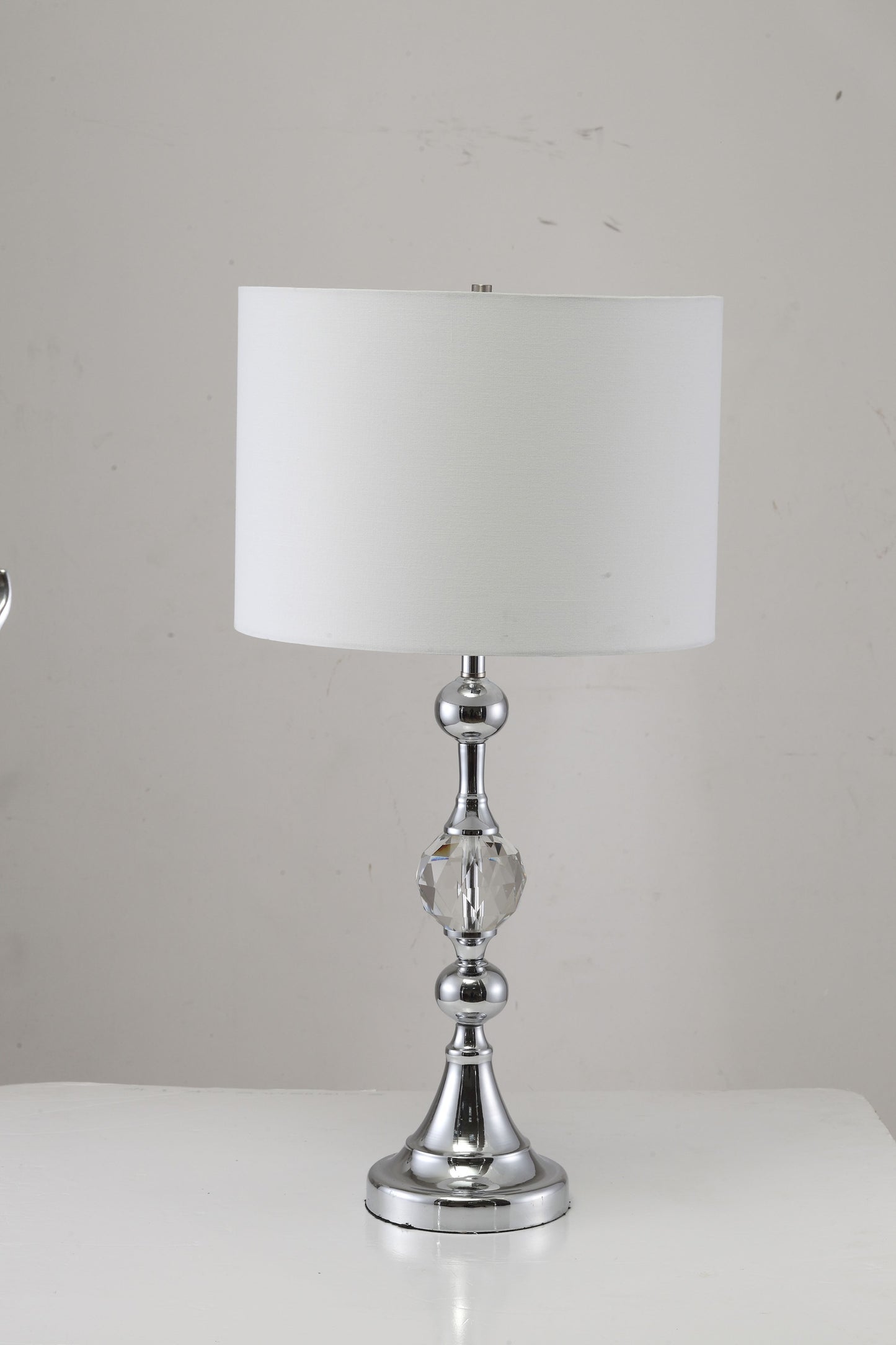 30" Silver Metal Bedside Table Lamp With White Classic Drum Shade By Homeroots | Table Lamps | Modishstore - 3