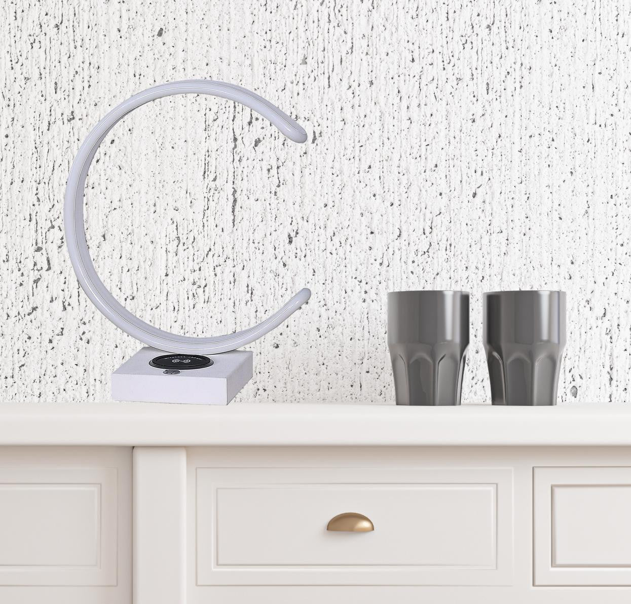 14" White Metal LED with USB Wireless Charger Table Lamp By Homeroots | Table Lamps | Modishstore - 2