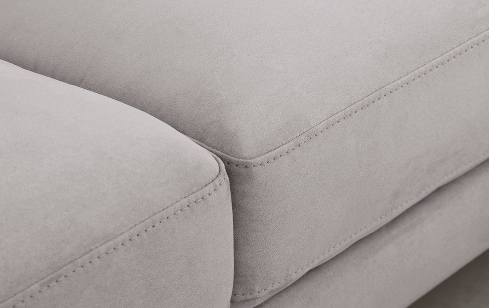 Contemporary Soft Gray Squared Edge Right Facing Sectional Sofa By Homeroots | Sectional | Modishstore - 4