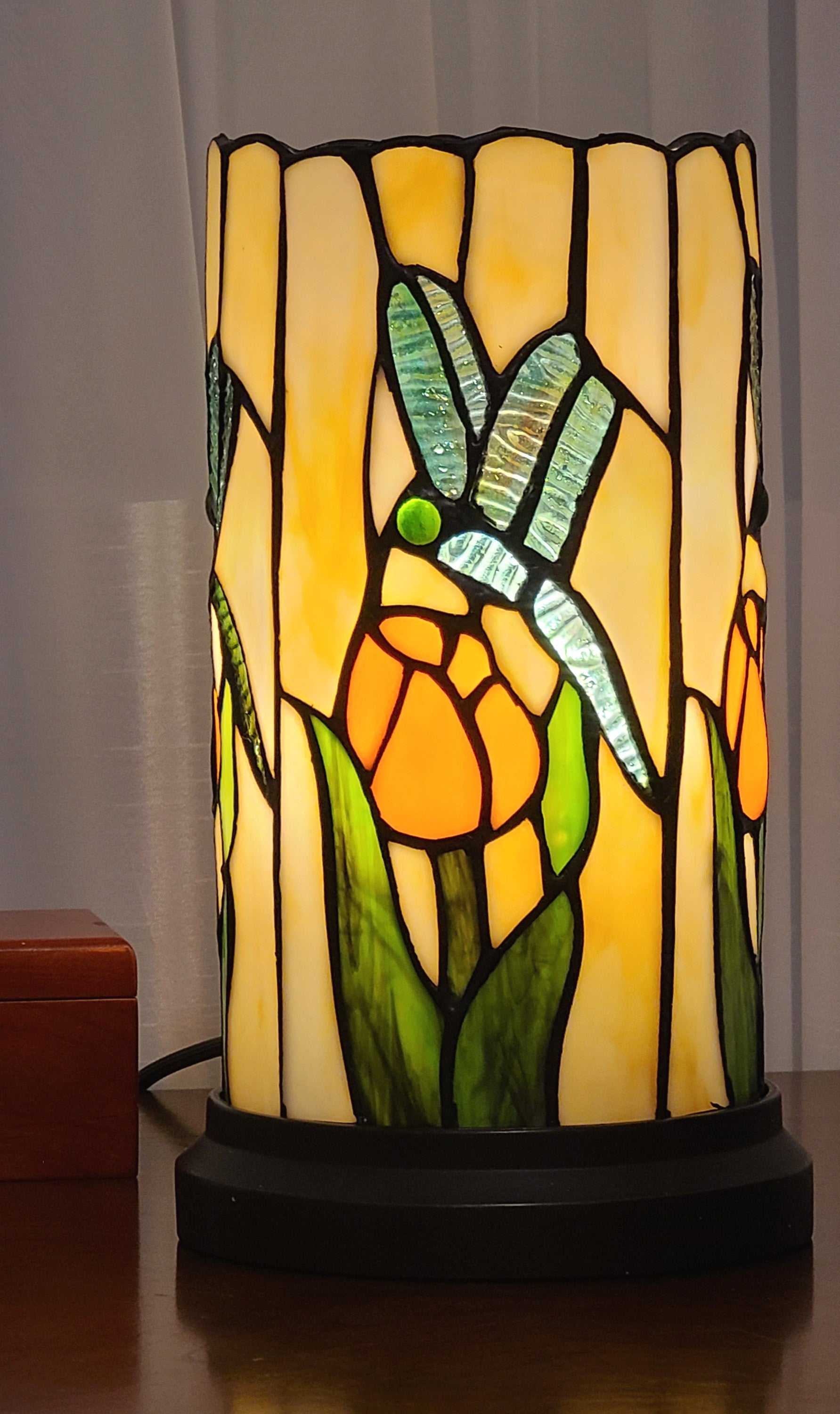 11" Tiffany Style Dragonfly Floral Accent Table Lamp By Homeroots | Table Lamps | Modishstore - 2