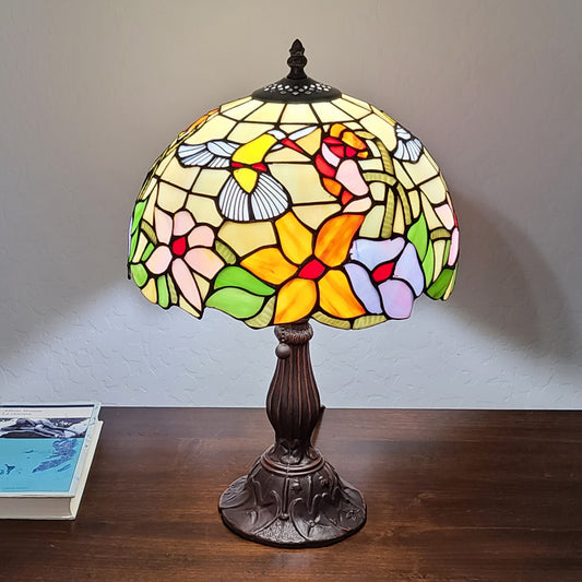 18" Tiffany Style Floral Table Lamp By Homeroots | Table Lamps | Modishstore - 4