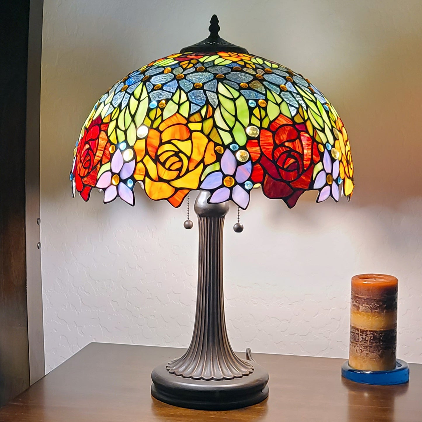 23" Stained Glass Two Light Jeweled Flowery Accent Table Lamp By Homeroots | Table Lamps | Modishstore