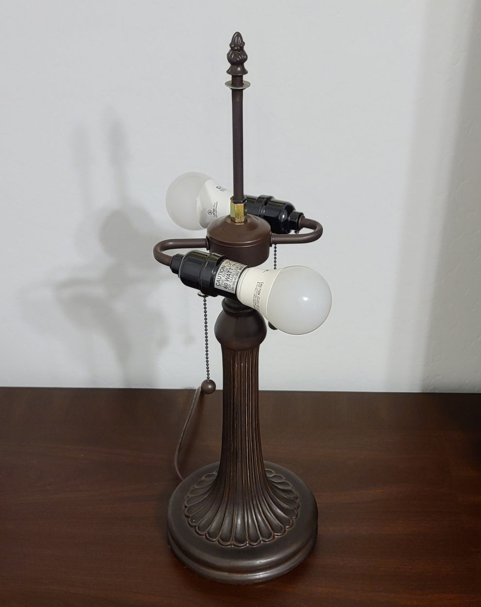 24" Stained Glass Two Light Stained Glass Two Light Accent Table Lamp By Homeroots | Table Lamps | Modishstore - 6