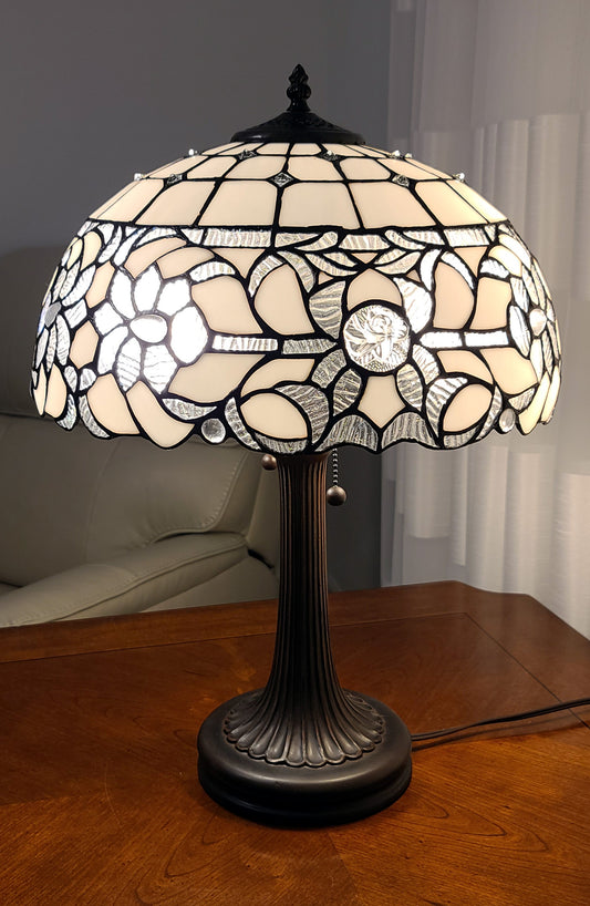23" Stained Glass Two Light Jeweled Vintage Accent Table Lamp By Homeroots | Table Lamps | Modishstore
