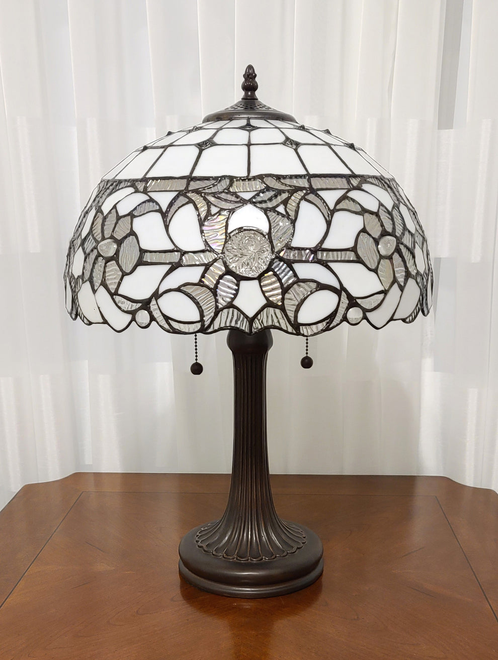 23" Stained Glass Two Light Jeweled Vintage Accent Table Lamp By Homeroots | Table Lamps | Modishstore - 2
