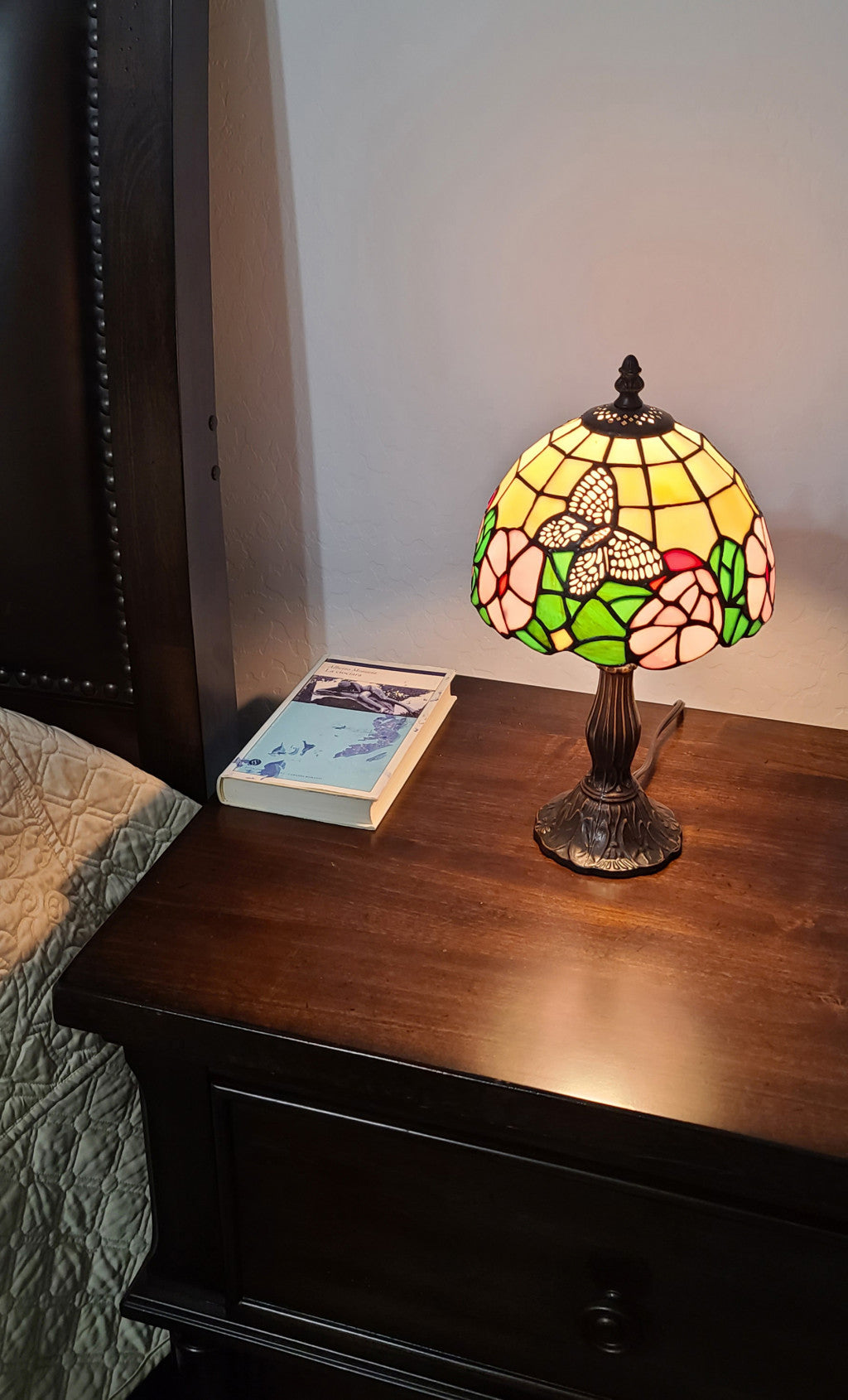 15" Tiffany Style Floral Butterfly Table Lamp By Homeroots | Table Lamps | Modishstore - 4
