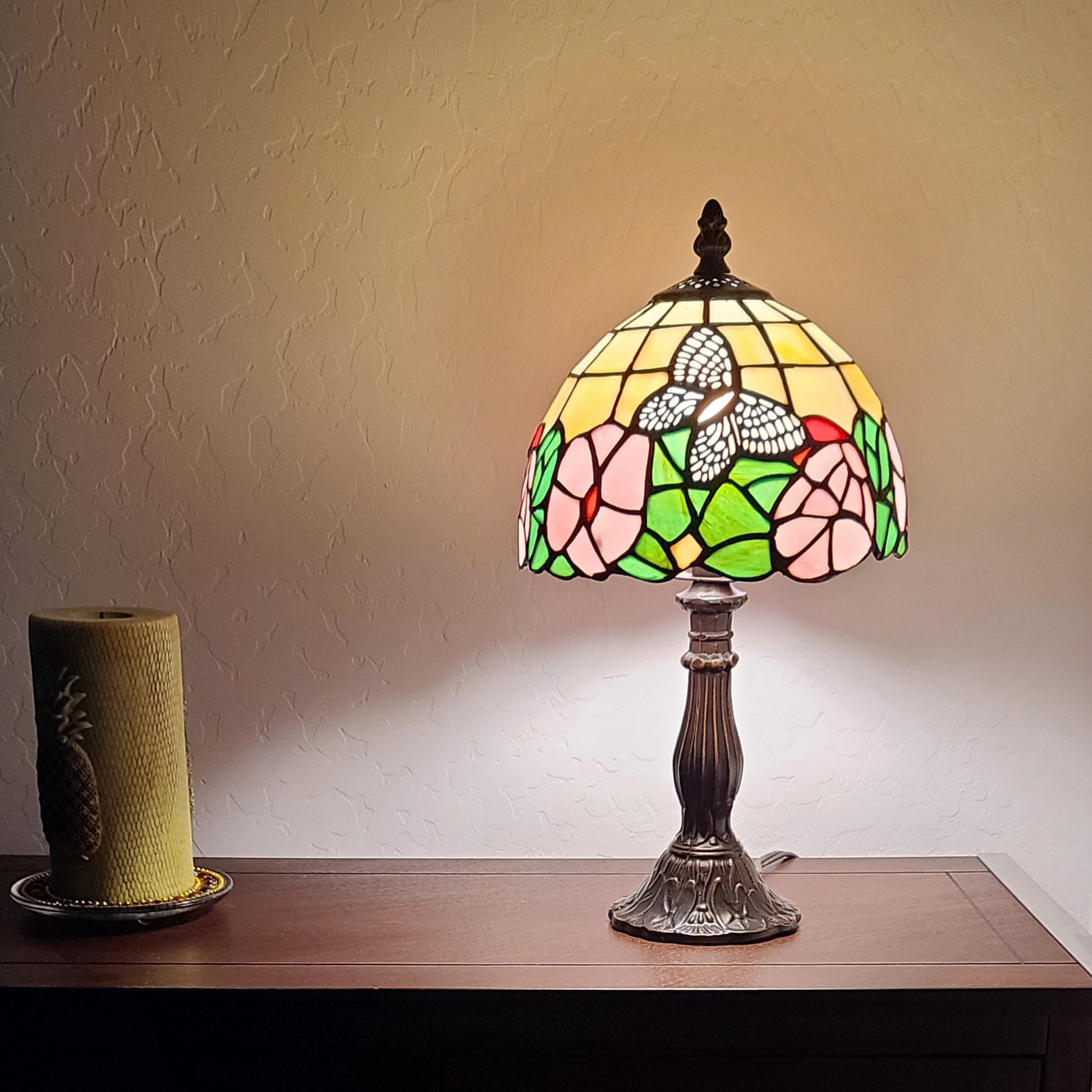 15" Tiffany Style Floral Butterfly Table Lamp By Homeroots | Table Lamps | Modishstore - 5