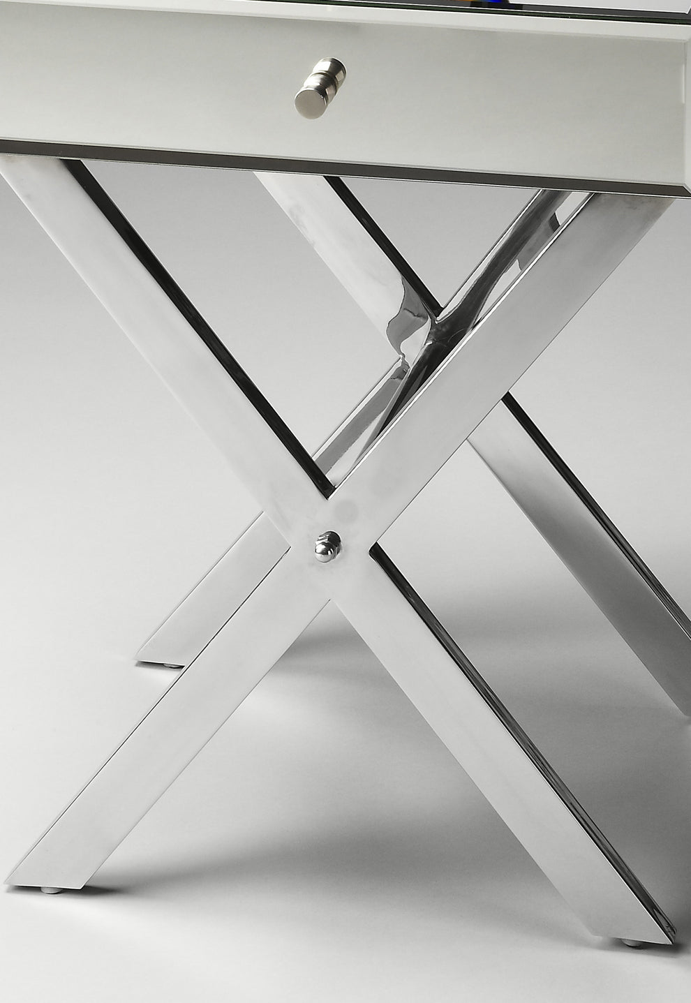 24" Mirrored Glass End Table With Drawer By Homeroots | End Tables | Modishstore - 4