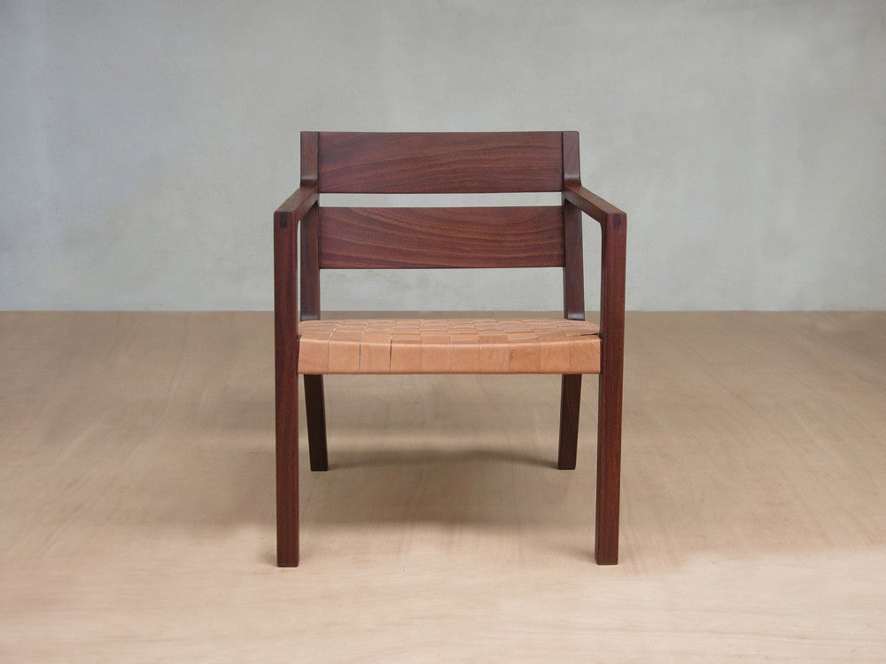 Masaya Managua Arm Chair - Barley Leather And Rosita Walnut | Armchairs | Modishstore - 4