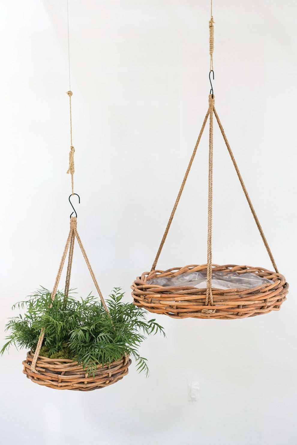 Cabana Hanger By Accent Decor | Outdoor Planters, Troughs & Cachepots | Modishstore - 5
