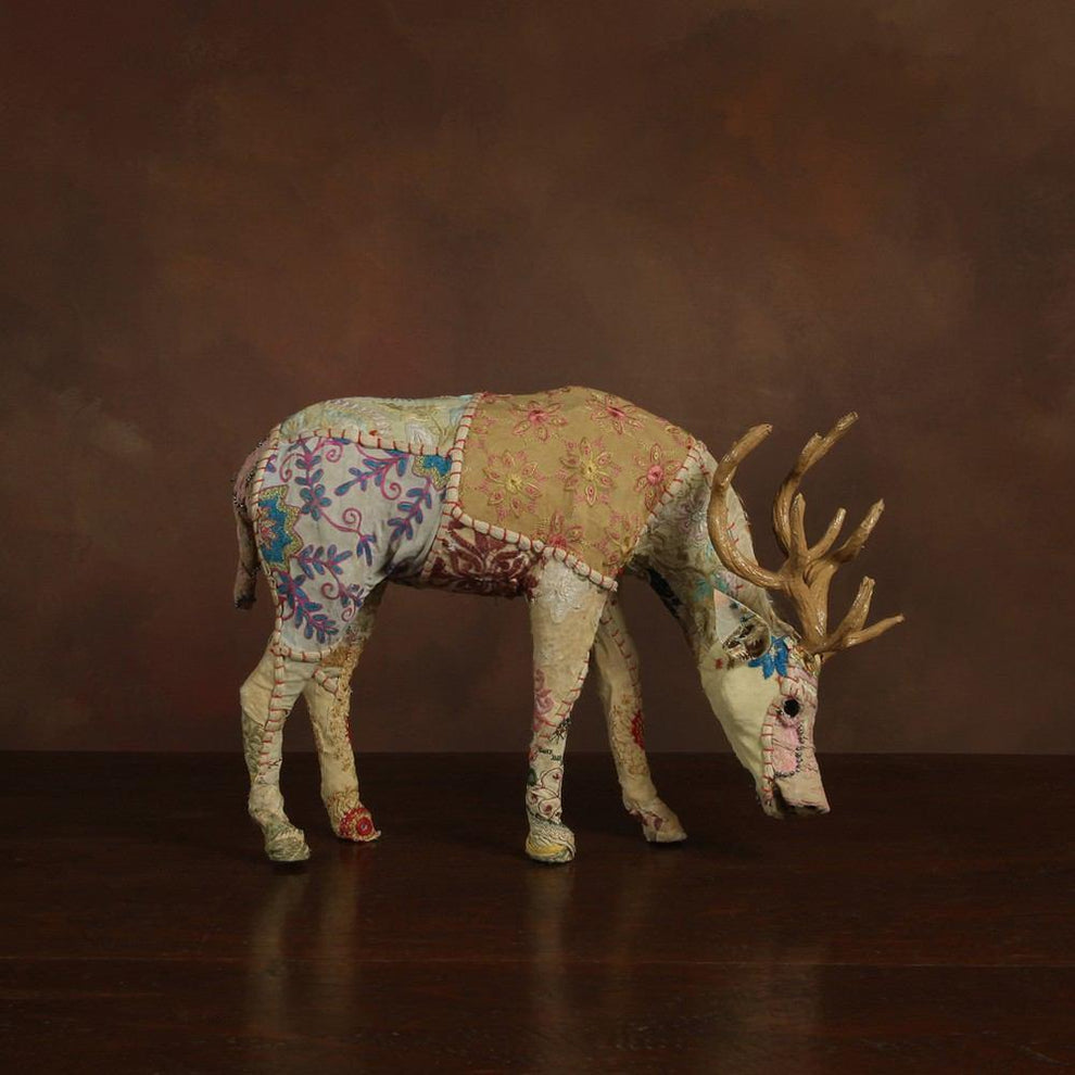 HomArt Bavarian Forest Stag Grazing - Beige Sari-6