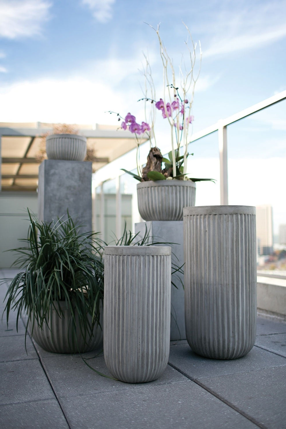 Oakland Planter By Accent Decor | Outdoor Planters, Troughs & Cachepots | Modishstore - 3