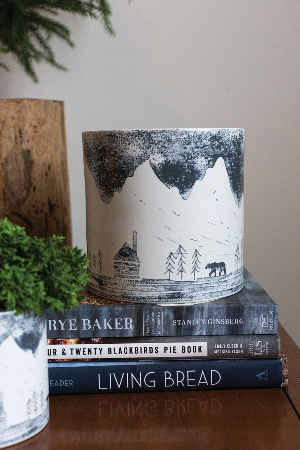 Cabin Bear Pot Set of 8 By Accent Decor | Planters, Troughs & Cachepots | Modishstore - 5