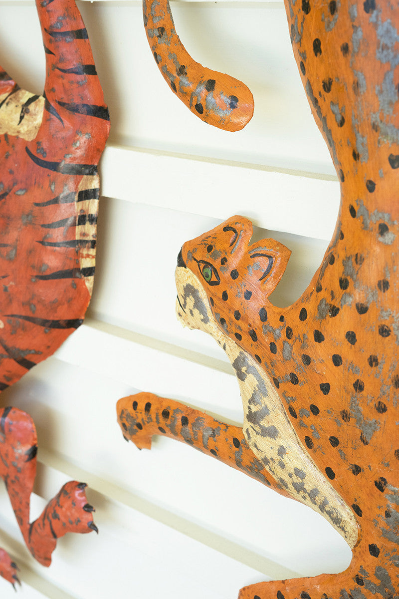 Hand Hammered Recycled Cheetah And Tiger Wall Hanging Set Of 2  By Kalalou | Wall Decor |  Modishstore  - 3