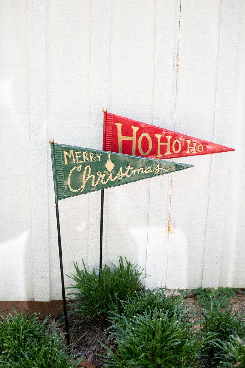 Set 2 Painted Metal Christmas Pennants Yrd Stakes- One Each By Kalalou | Holiday | Modishstore - 4