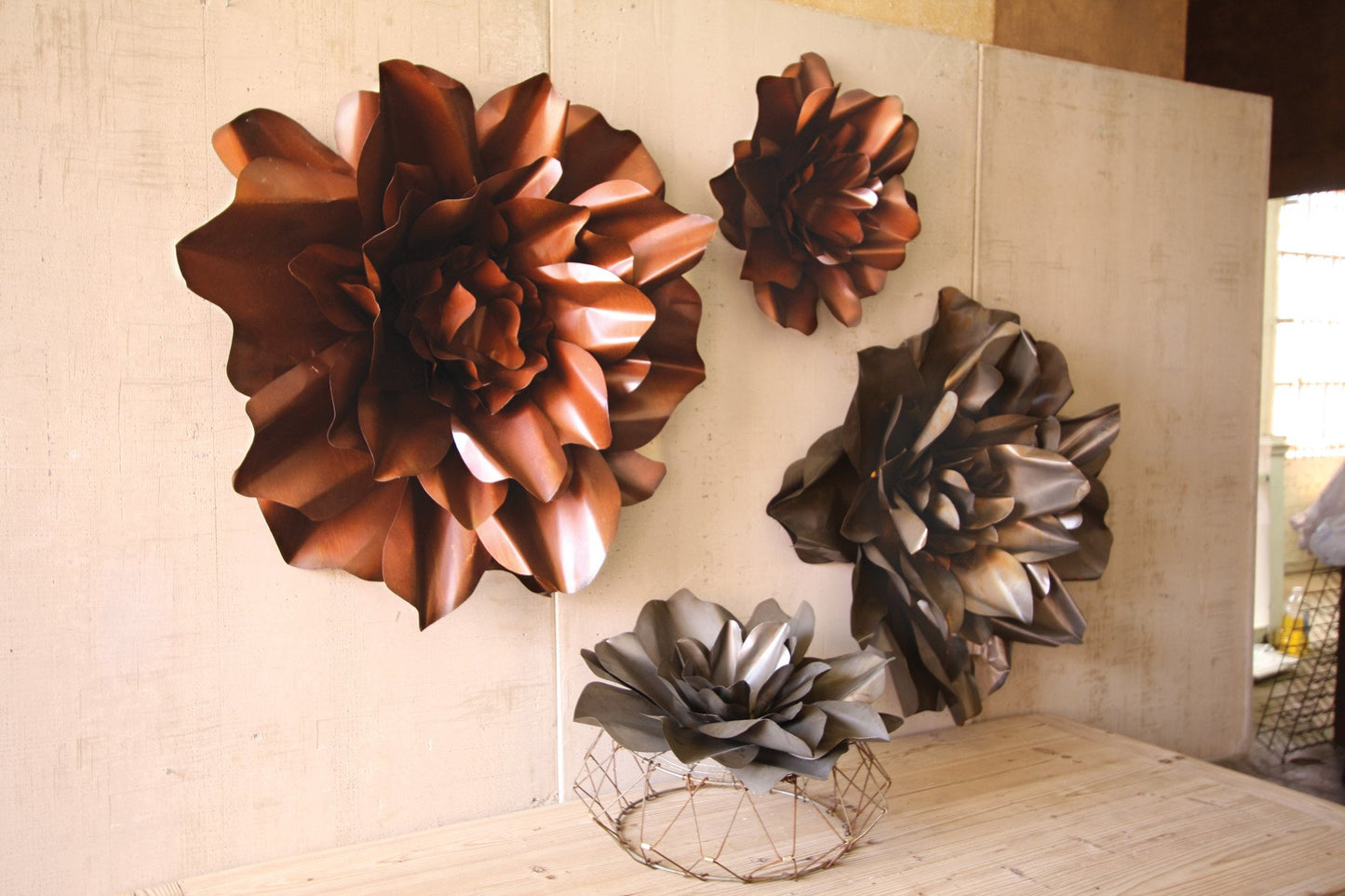 Kalalou Metal Hanging Wall Flowers - Set Of 2 | Modishstore | Wall Decor