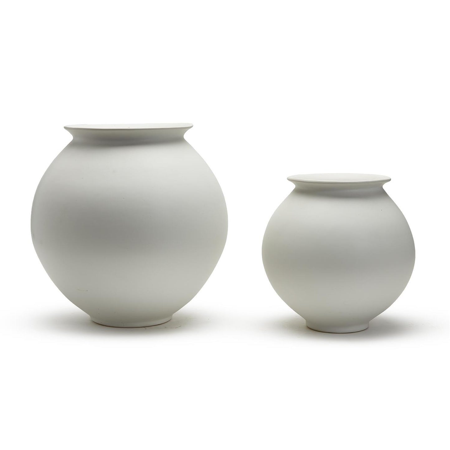 White Round Vase Set Of 2 By Tozai Home | Vases | Modishstore -2