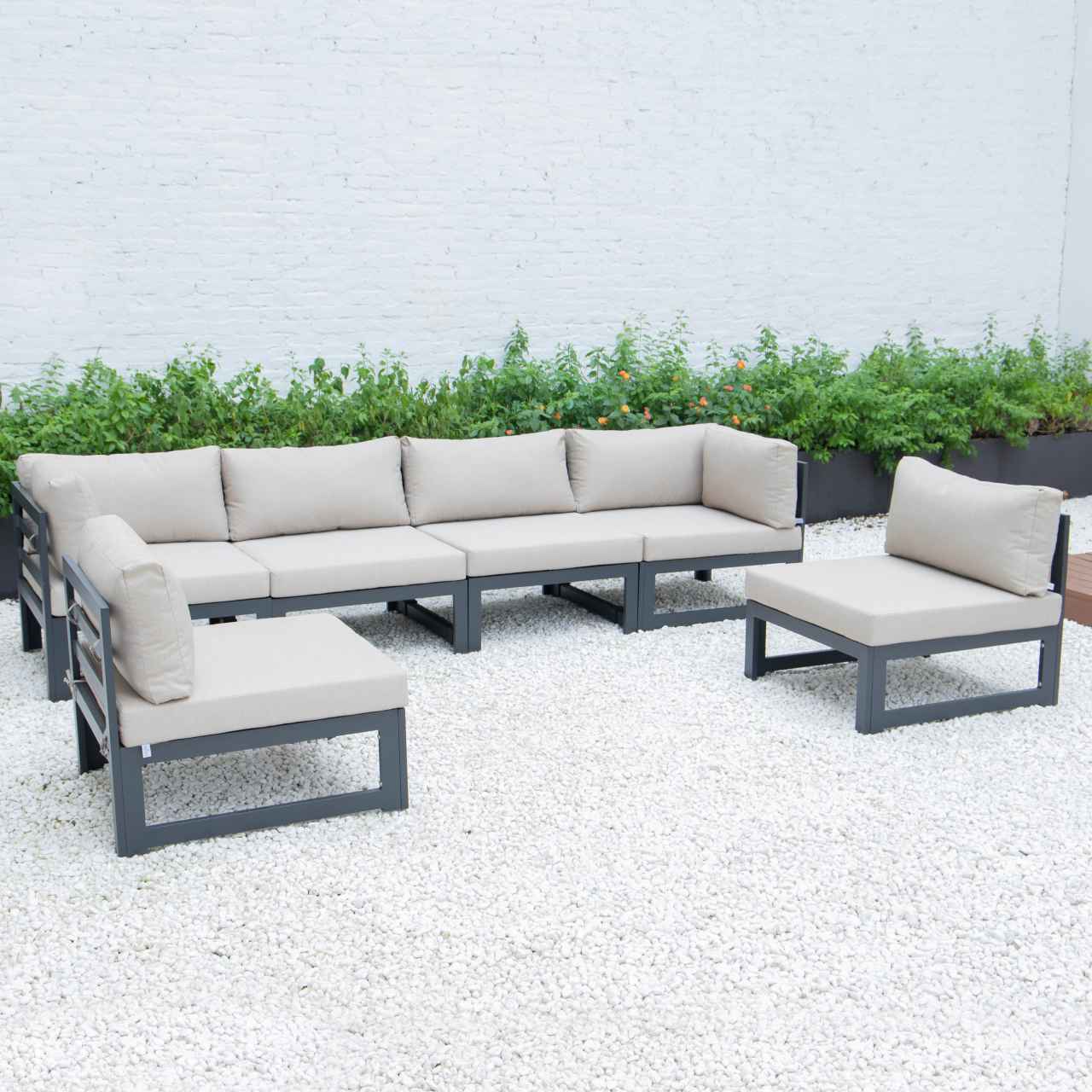 LeisureMod Chelsea 6-Piece Patio Sectional Black Aluminum With Cushions | Outdoor Sofas, Loveseats & Sectionals | Modishstore - 3